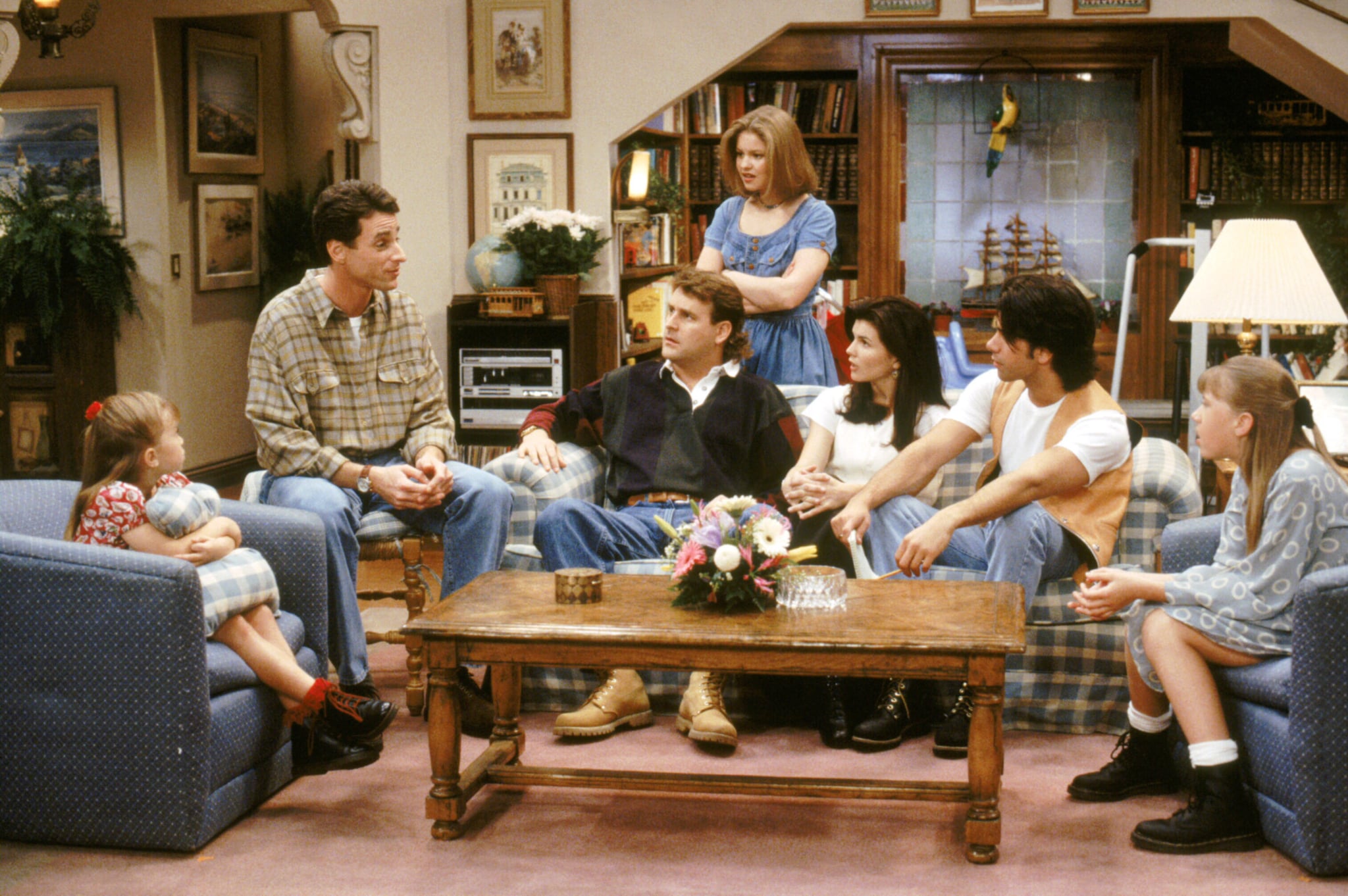 Full House 1987 1995 Wandavision Is Taking Us Back In Time With All Of Its Nostalgic Sitcom References Popsugar Entertainment Photo 13