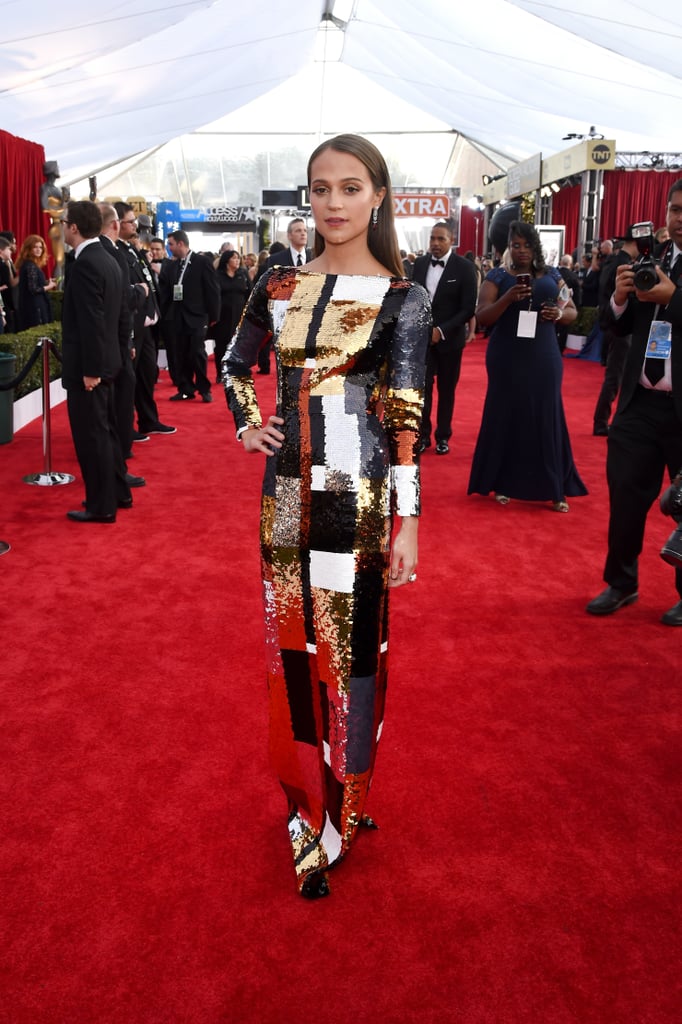 Alicia Vikander's Dress at SAG Awards 2016