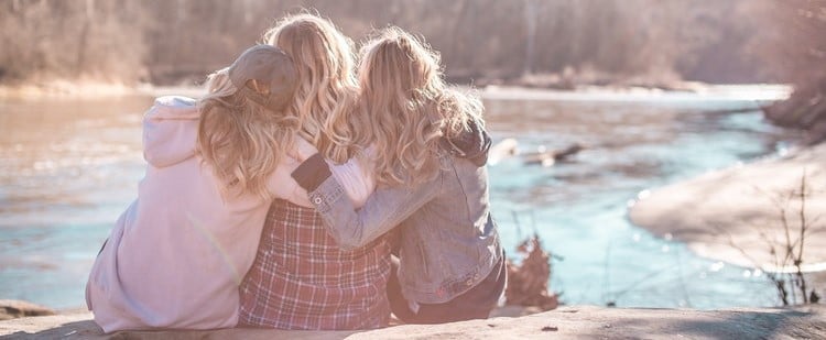 The 2 Most Powerful Things You Can Do For Another Mom During a Crisis