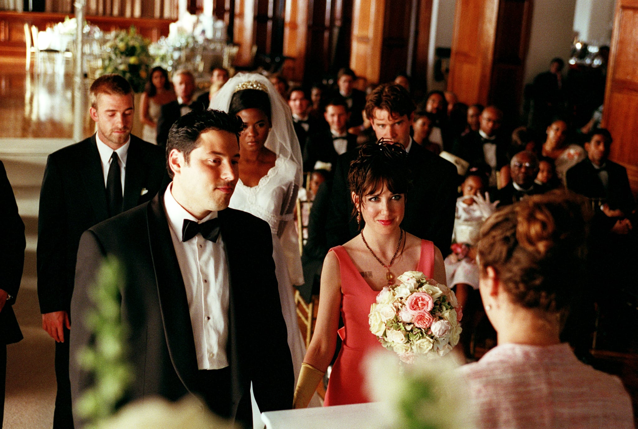 FELICITY, foreground: Greg Grunberg, Amanda Foreman, background: Scott Speedman, Tangi Miller, Scott Foley, 'My Best Friend's Wedding', (Season 4, epis. #402, aired October 17, 2001), 1998-2002, Touchstone Television/Courtesy Everett Collection