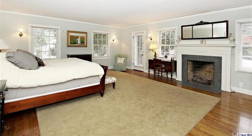 The Real-Life Father of the Bride House Is For Sale