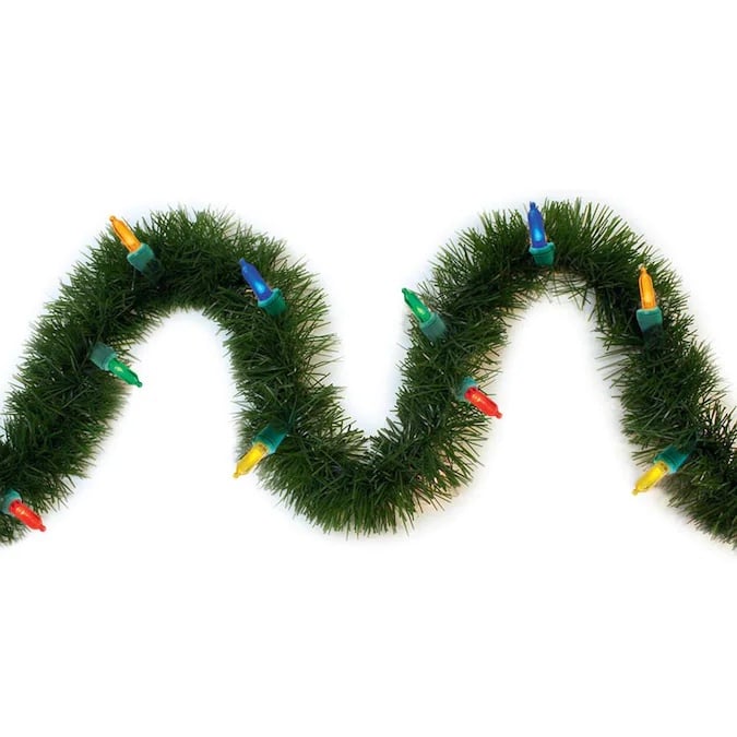 Pre-Lit Garland