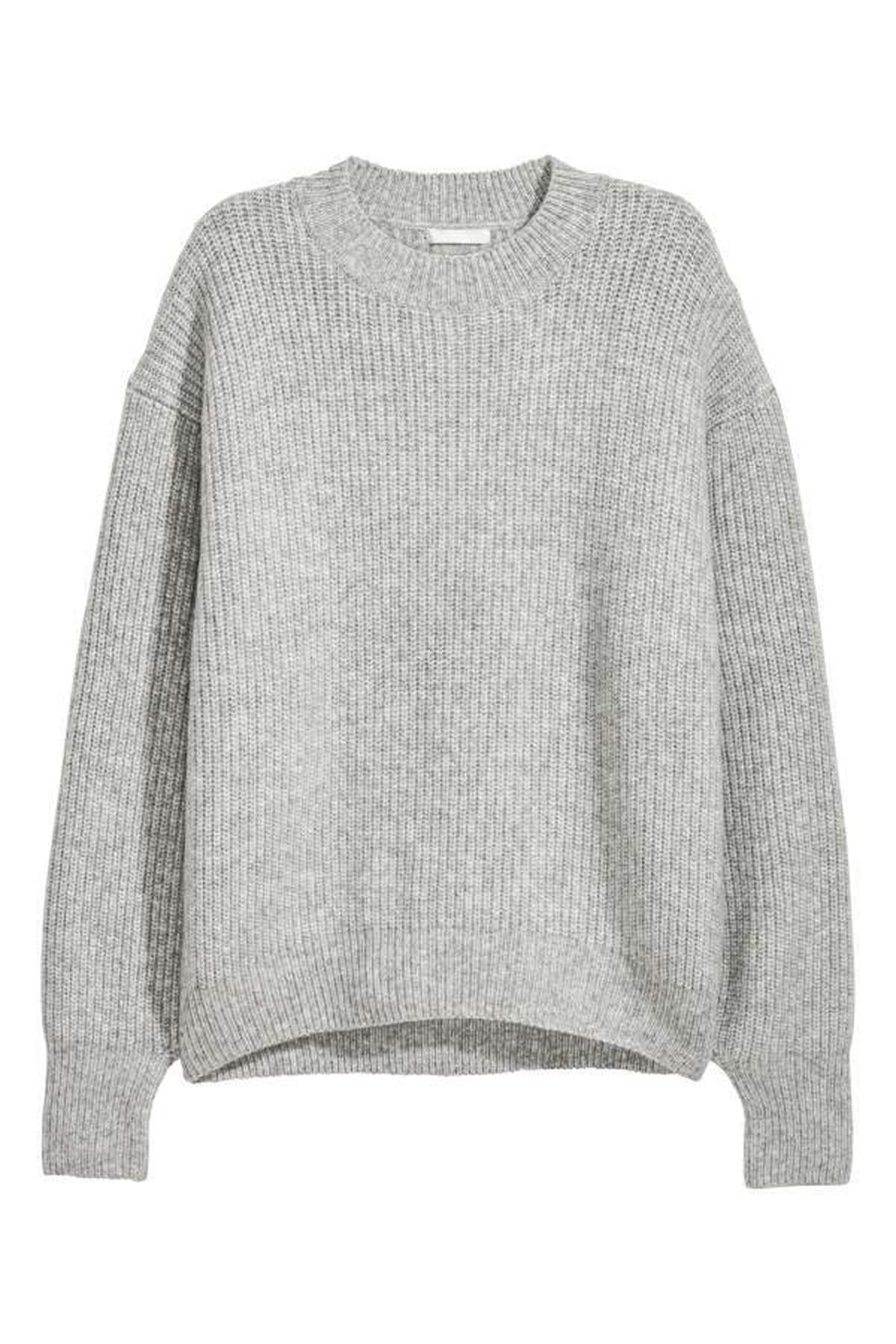 Miley Cyrus Gray Knit Sweater | POPSUGAR Fashion