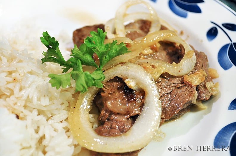 Bistec Encebollado (Steak and Onions)