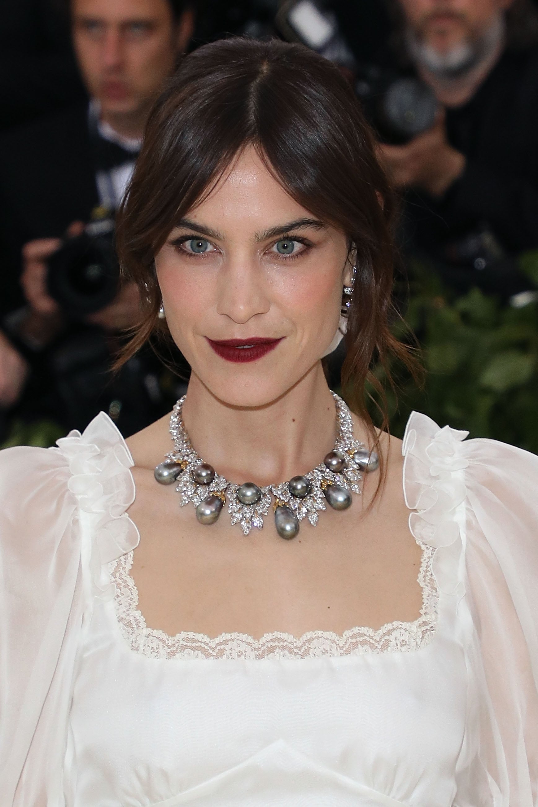 Curtain Bangs Gigi Hadid Zendaya And 9 More Celebs Who Will Convince You To Get Bangs This Summer Popsugar Beauty Photo 7