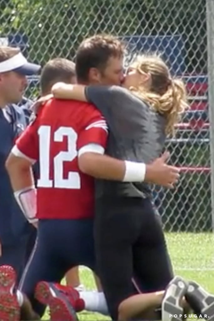 Gisele Bündchen And Tom Brady Kissing August 2018 Popsugar Celebrity 