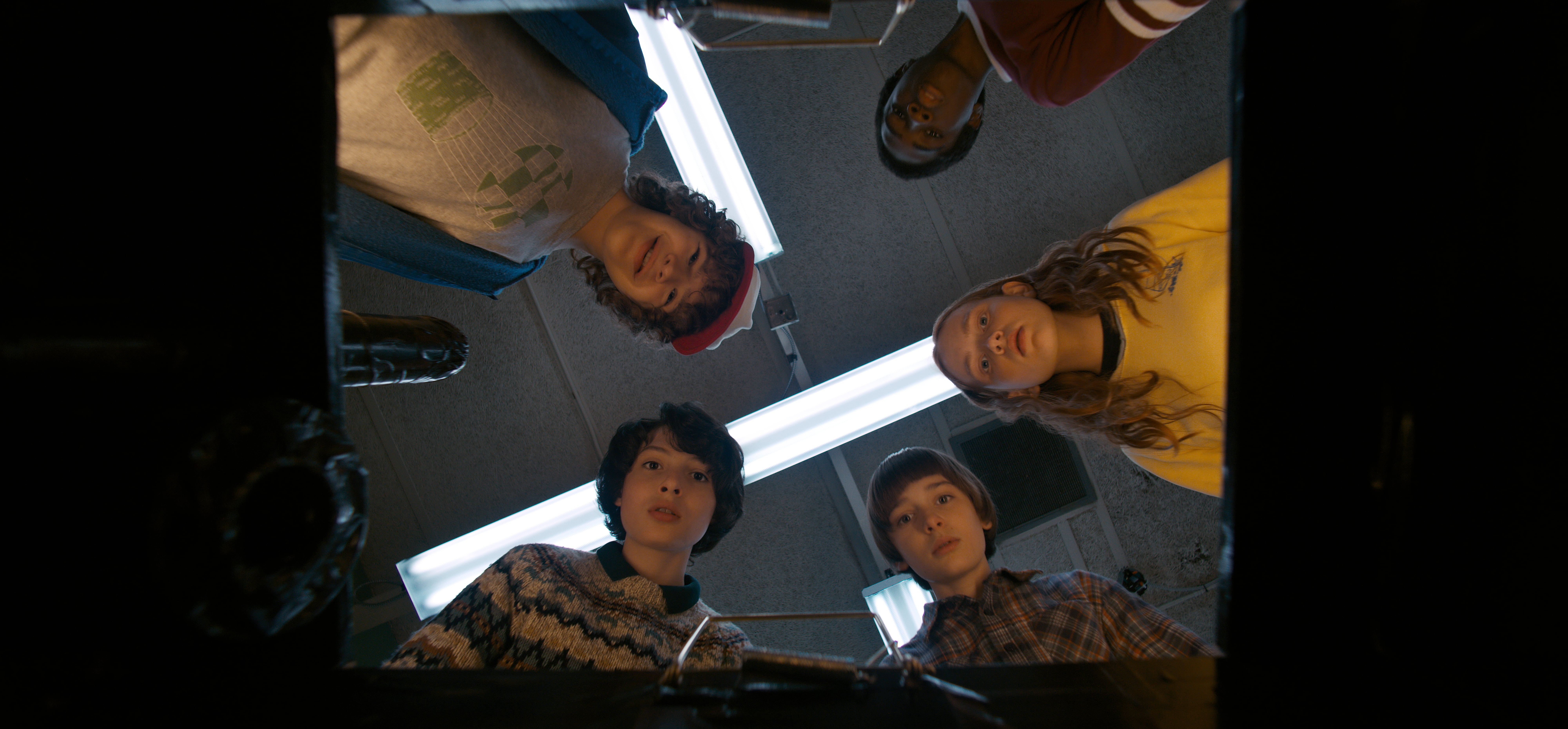 Stranger things dart nesting plush sales