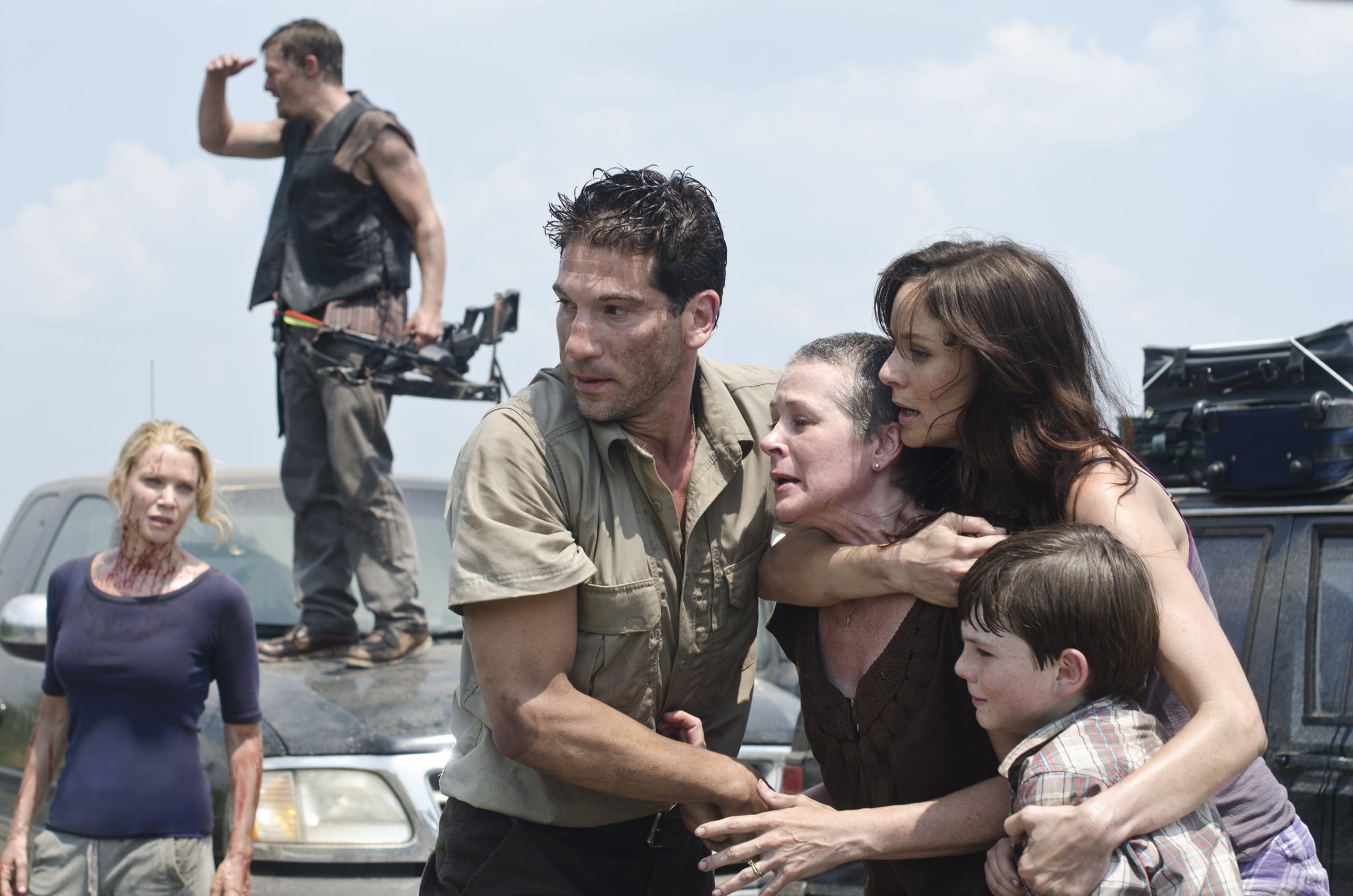 (L-R) Andrea (Laurie Holden), Daryl Dixon (Norman Reedus), Shane Walsh (Jon Bernthal), Carol (Melissa Suzanne McBride), Lori Grimes (Sarah Wayne Callies) and Carl Grimes (Chandler Riggs) - The Walking Dead - Season 2, Episode 1 - Photo Credit: Gene Page/AMC - TWD_201_0608_4665rt