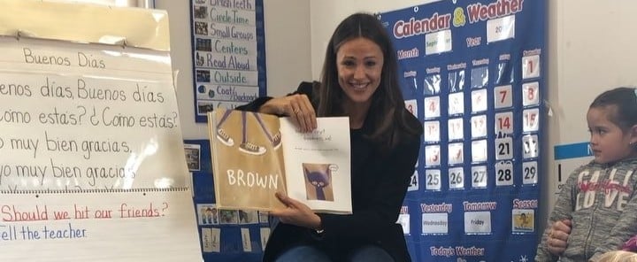 Jennifer Garner Reads Pete the Cat Shoes Book