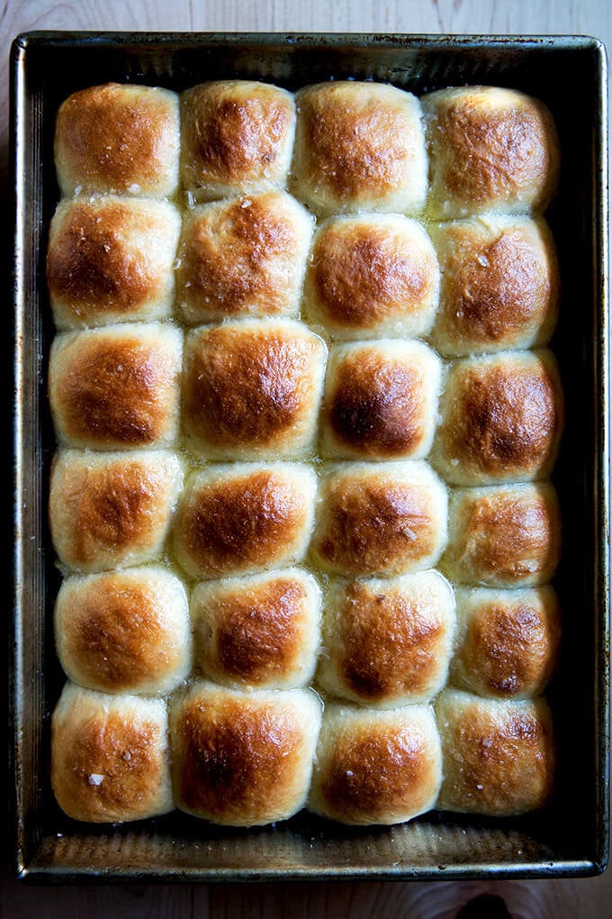 No-Knead Buttermilk Pull-Apart Rolls