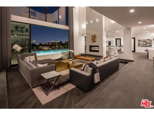Chrissy Teigen and John Legend's New Beverly Hills Mansion