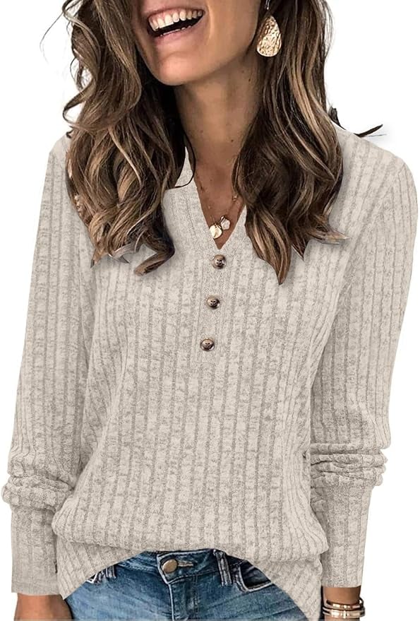 AKEP 売れ筋商品|||エーケプ ニット&セーター アウター レディース Sweaters White リブケーブル金ボタンニット【洗濯機OK】（ニット/セーター