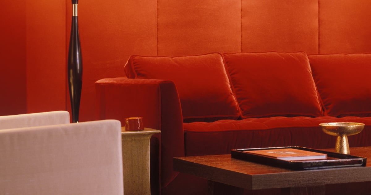 How to Incorporate the Unexpected Red Theory Into Your Home