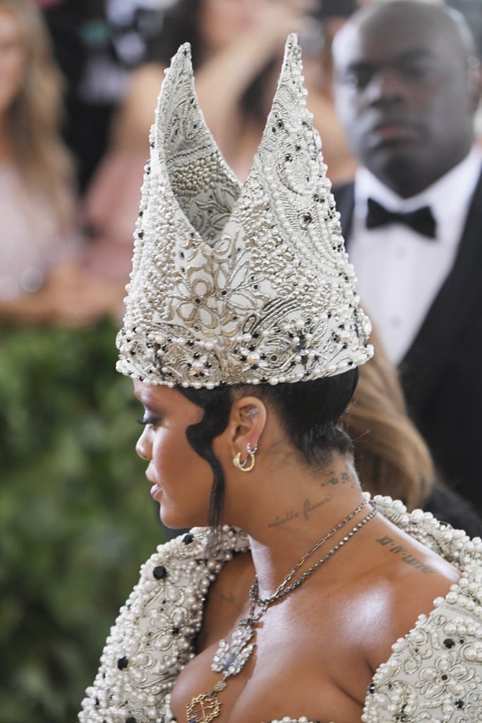 Rihanna at the 2018 Met Gala Photos
