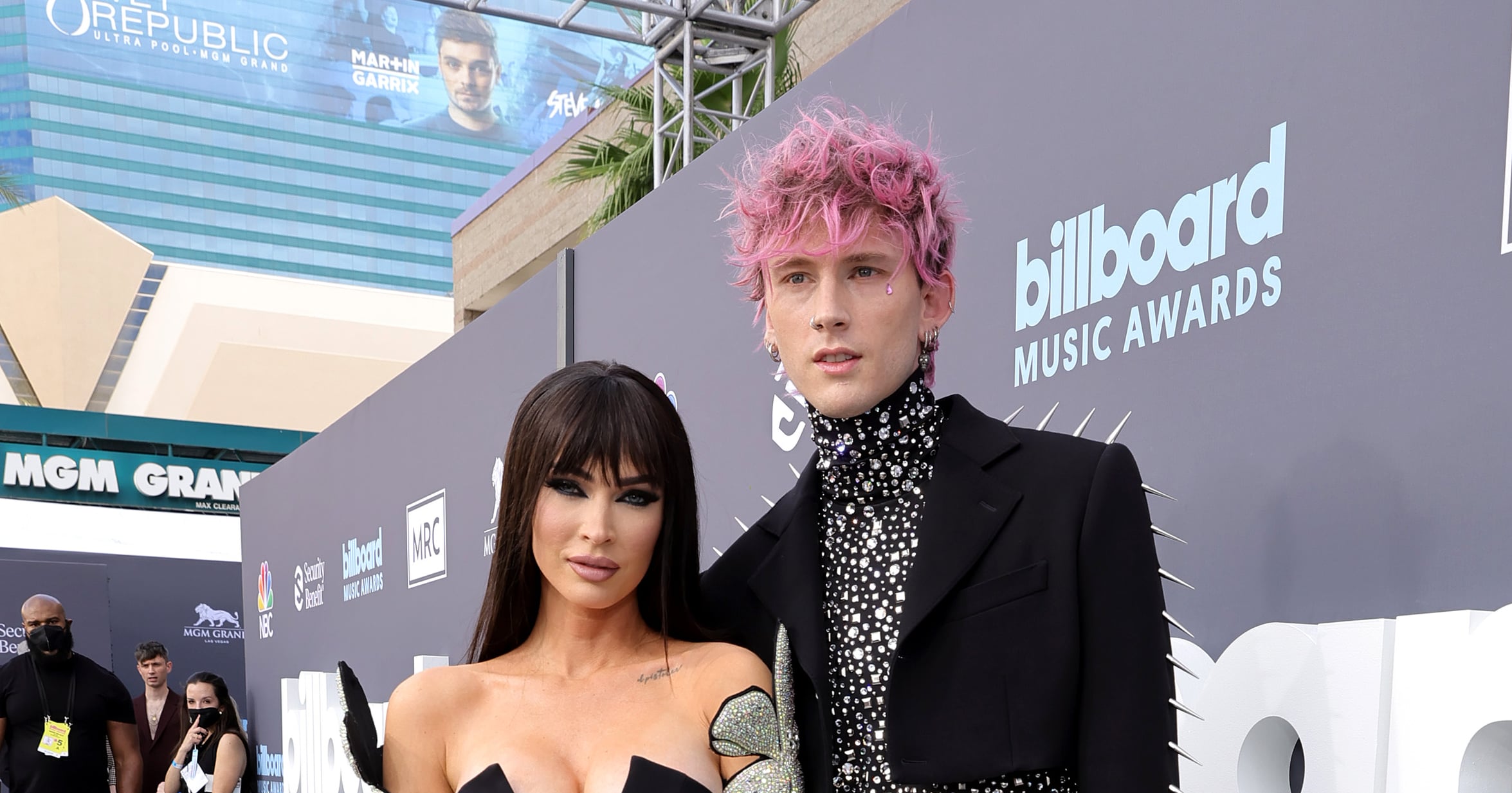 MGK's 30k Manicure at the 2022 Billboard Music Awards PS UK Beauty
