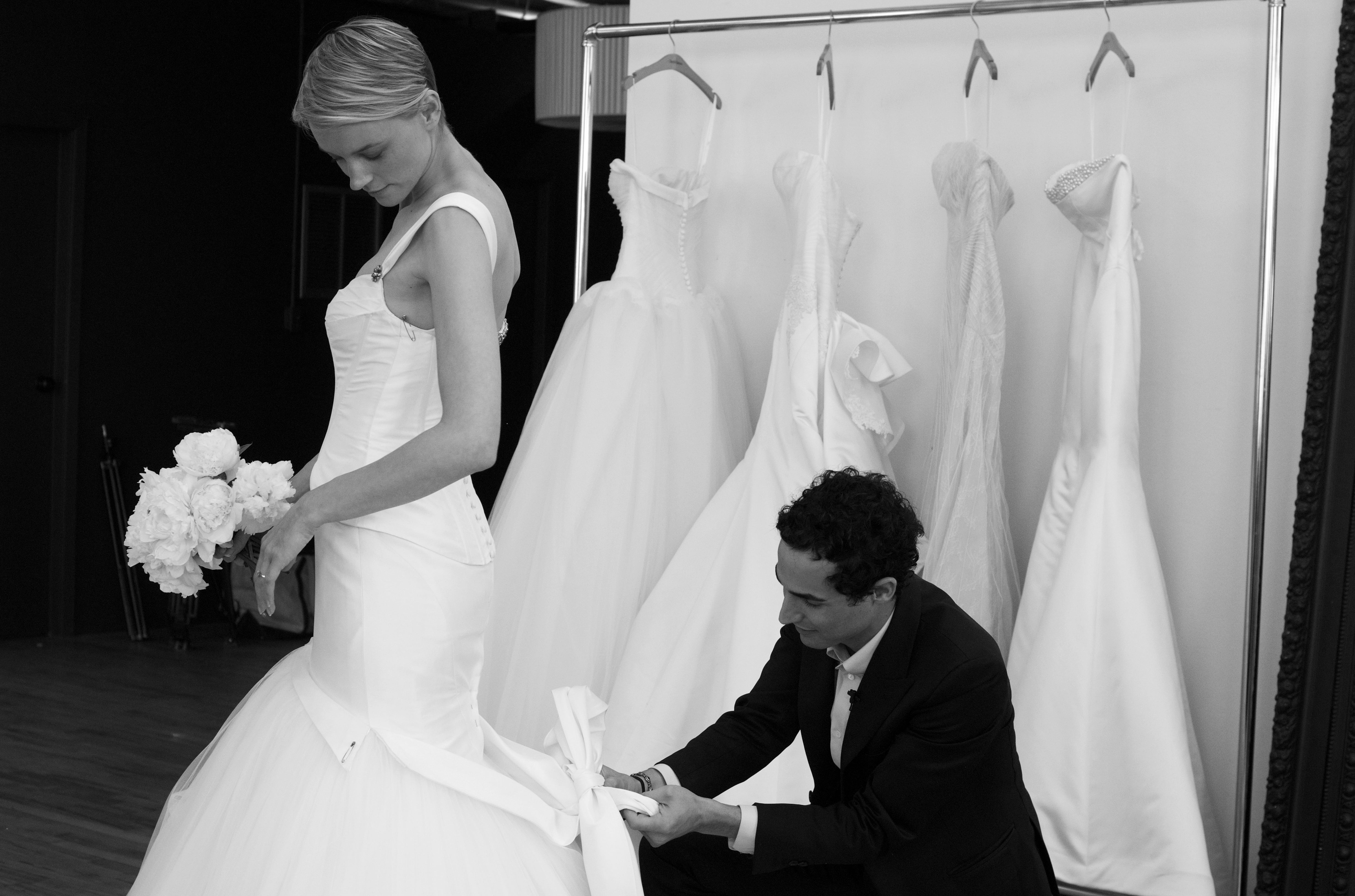 Truly zac posen long illusion sleeve wedding dress outlet