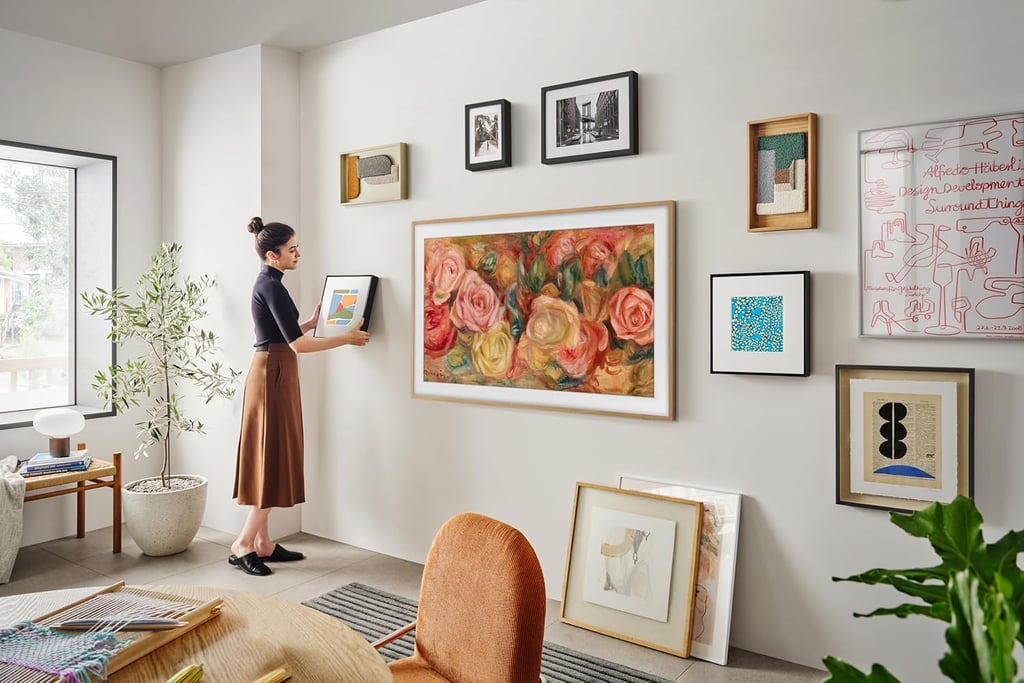 Samsung 43-Inch Class QLED The Frame LS03C Series
