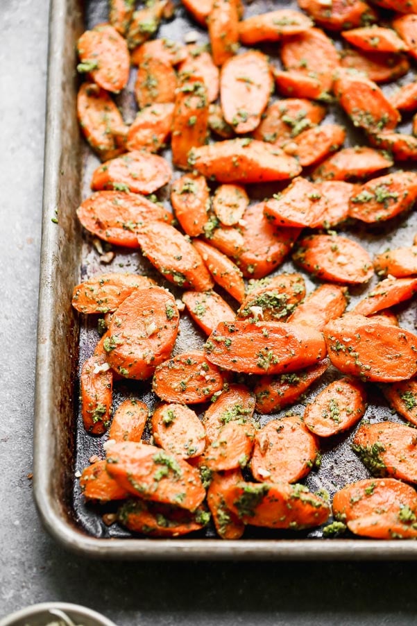 Easy Roasted Carrots With Pecan Pesto