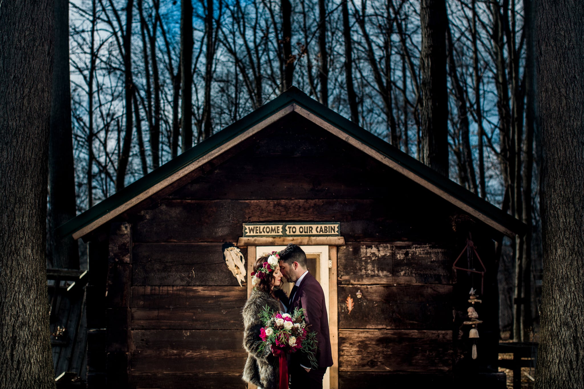 Rustic Cabin Sign These Holiday Wedding Ideas Prove It S The