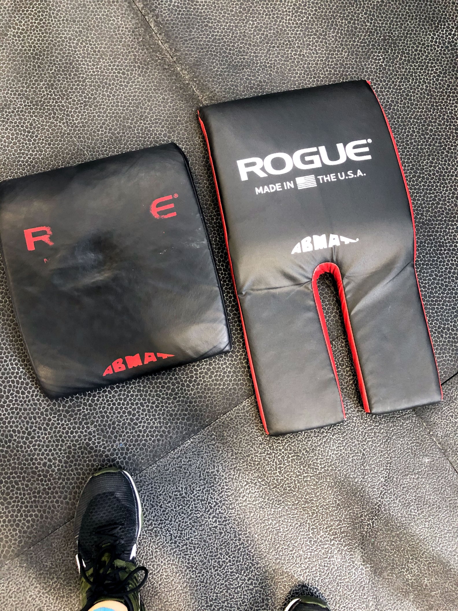 How to Do an AbMat SitUp in CrossFit POPSUGAR Fitness