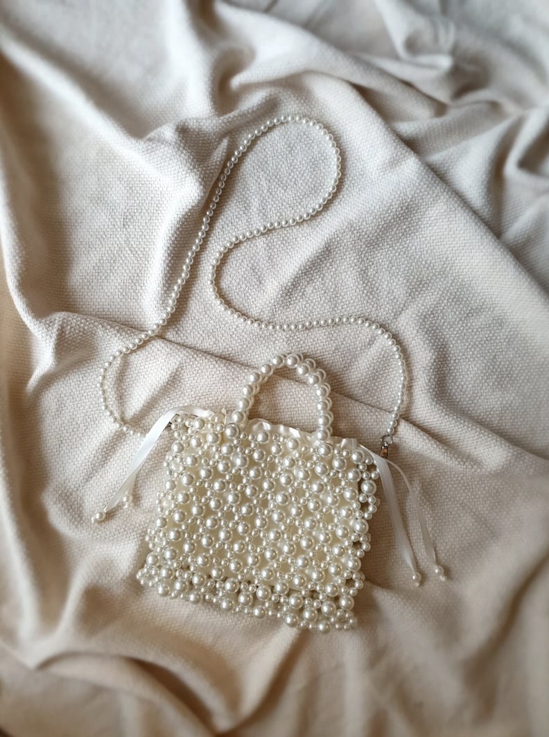 Pearlcore Perfection: Pearl Beaded Evening Bag
