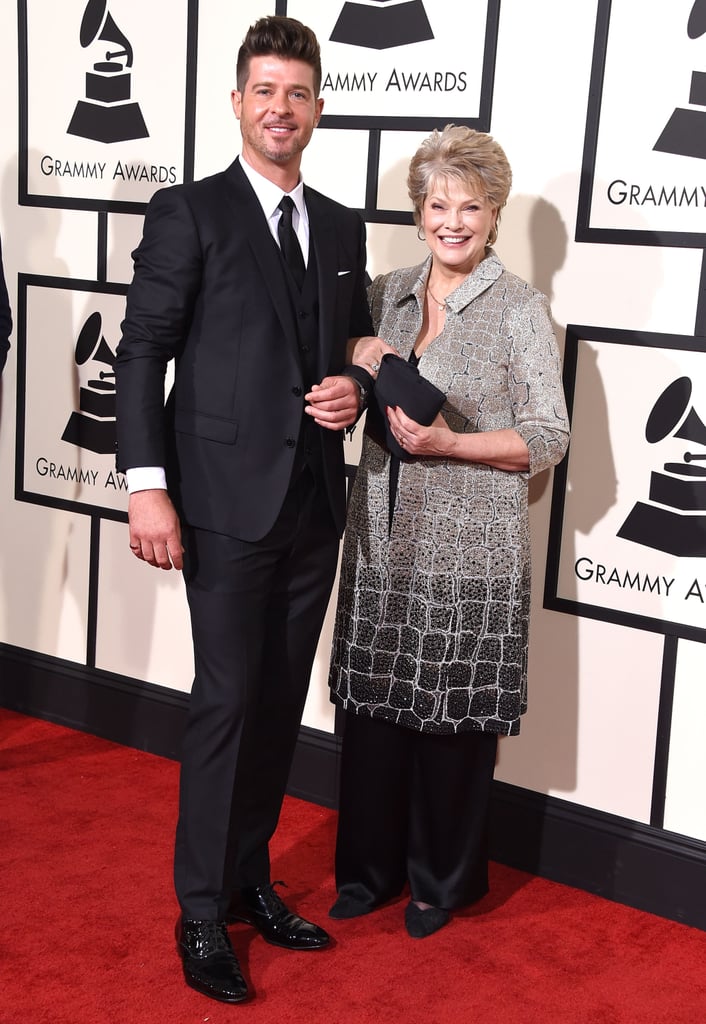 Robin Thicke and his mother, Gloria Loring, made the cutest duo at the Grammys.