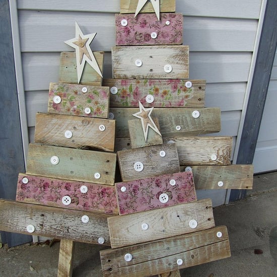 Pallet Wood Christmas Tree DIY