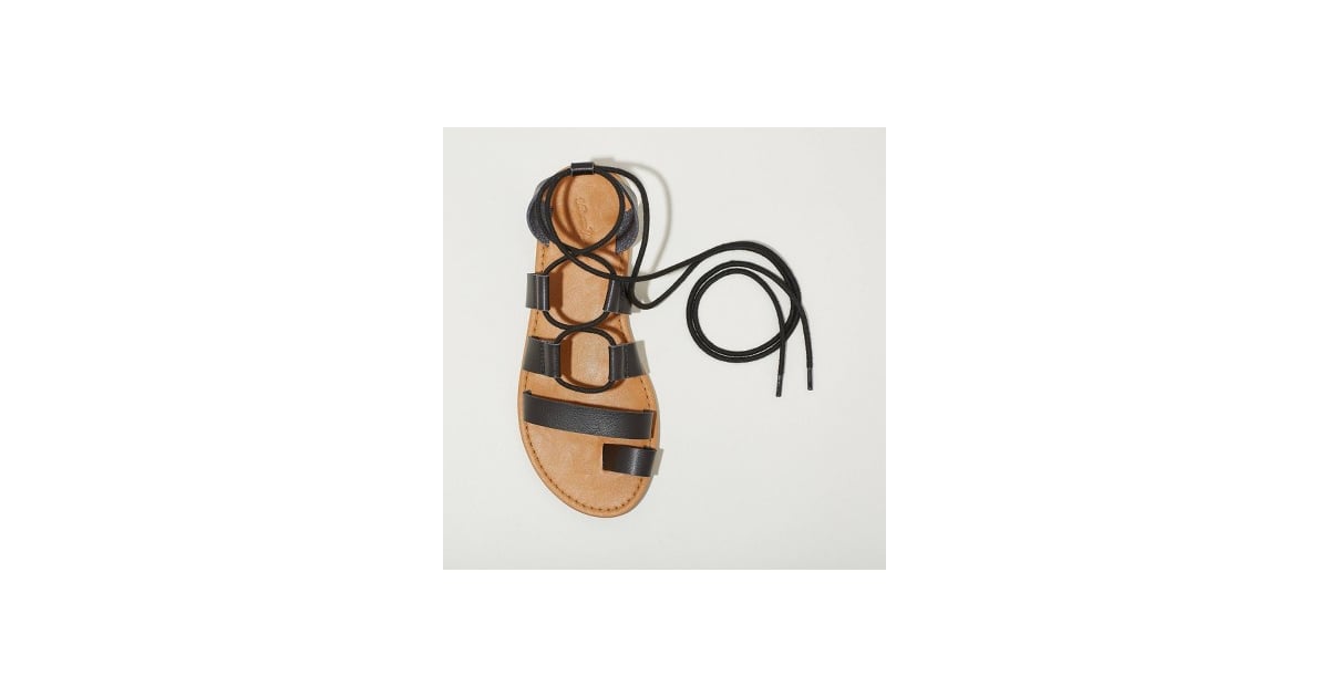 Universal thread gladiator sales sandals