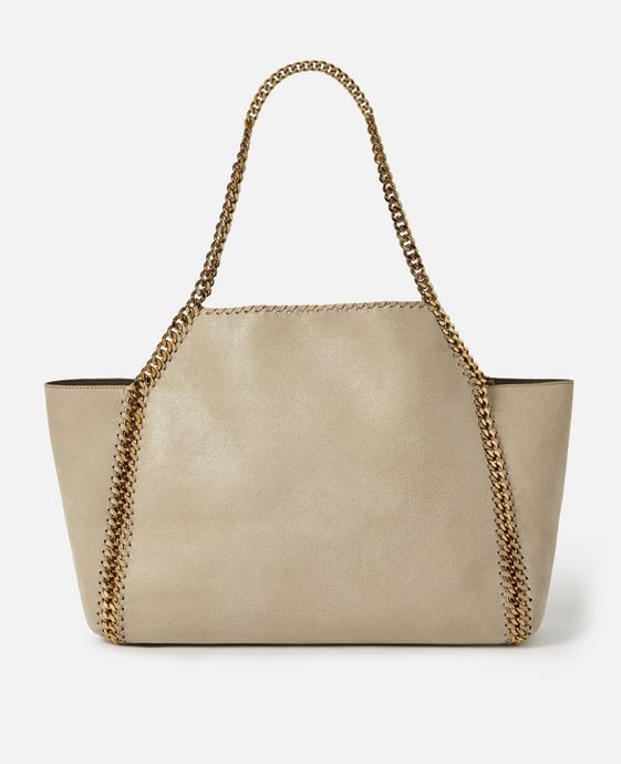 Prada Biblioteque Saffiano Leather Chain Clutch Bag - Meghan Markle's  Handbags - Meghan's Fashion