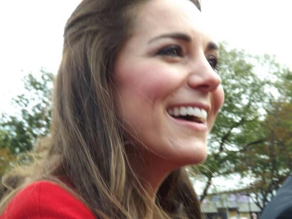 A fan got a close shot of Kate during her visit to Christchurch, New Zealand.
Source: Twitter user Machatte