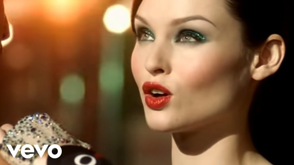 Sophie Ellis-Bextor – Murder on the Dancefloor Lyrics