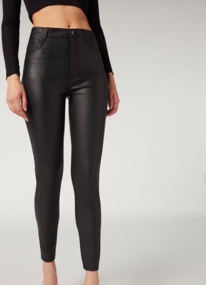 Calzedonia Leather Effect Leggings | Meghan Markle in a Victoria ...