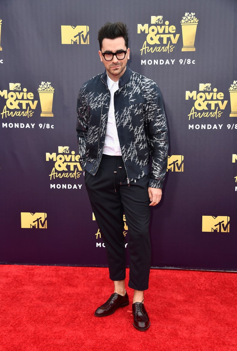 A Lesson in Tastefully Showing Your Ankles on the Red Carpet, as Taught by Professor Dan Levy
