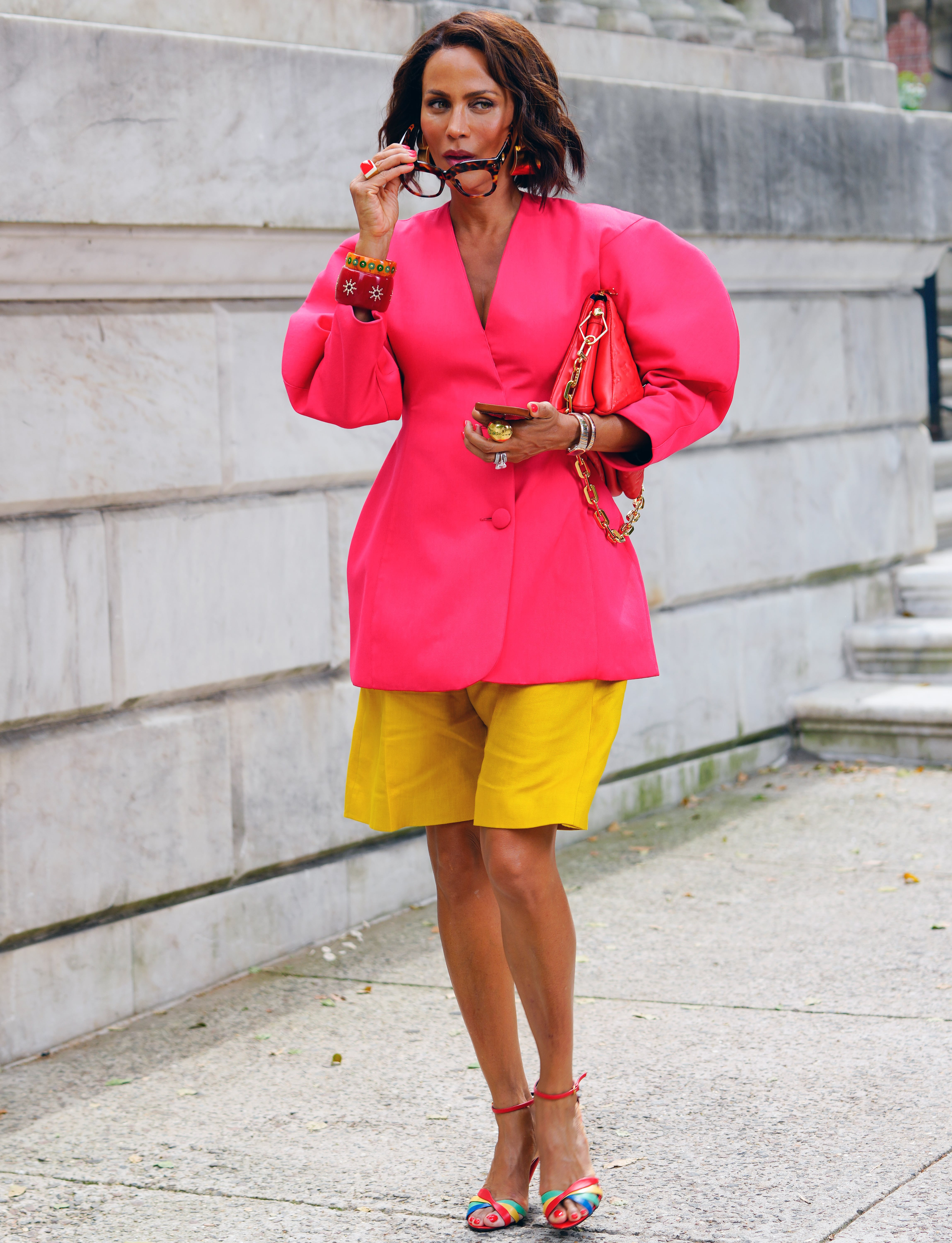 Outfit: Pink Long Coat, Platform Shoes & Louis Vuitton Pochette