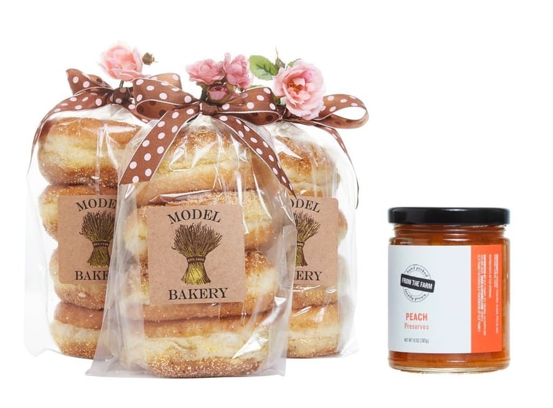 English Muffins and Preserve Set