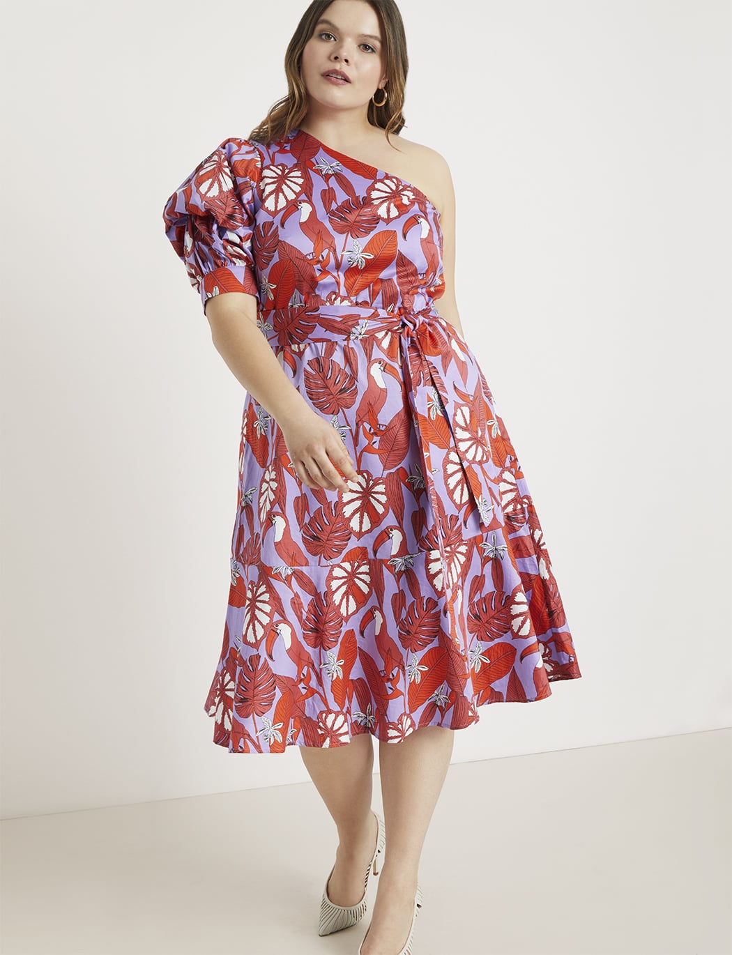 fit and flare dress with sleeves for wedding guest