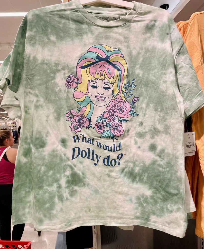 The Perfect Graphic Tee: Dolly Parton Oversized Lounge T-Shirt