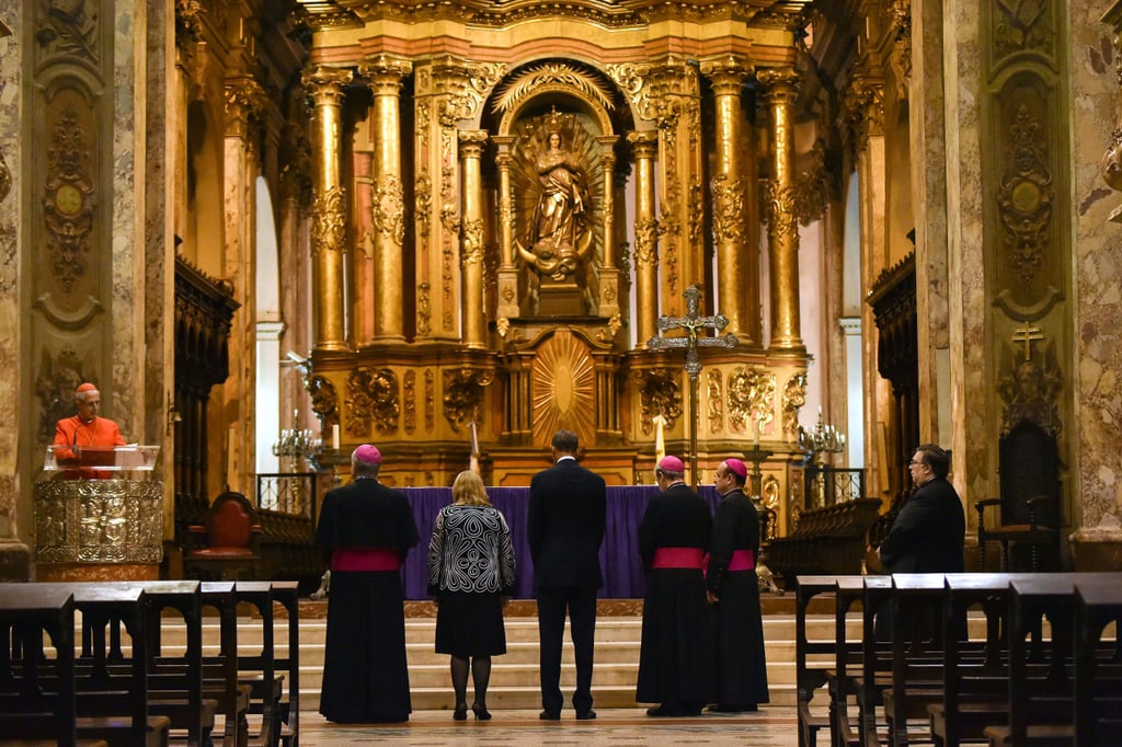 President Obama at the Cathedral in Buenos Aires