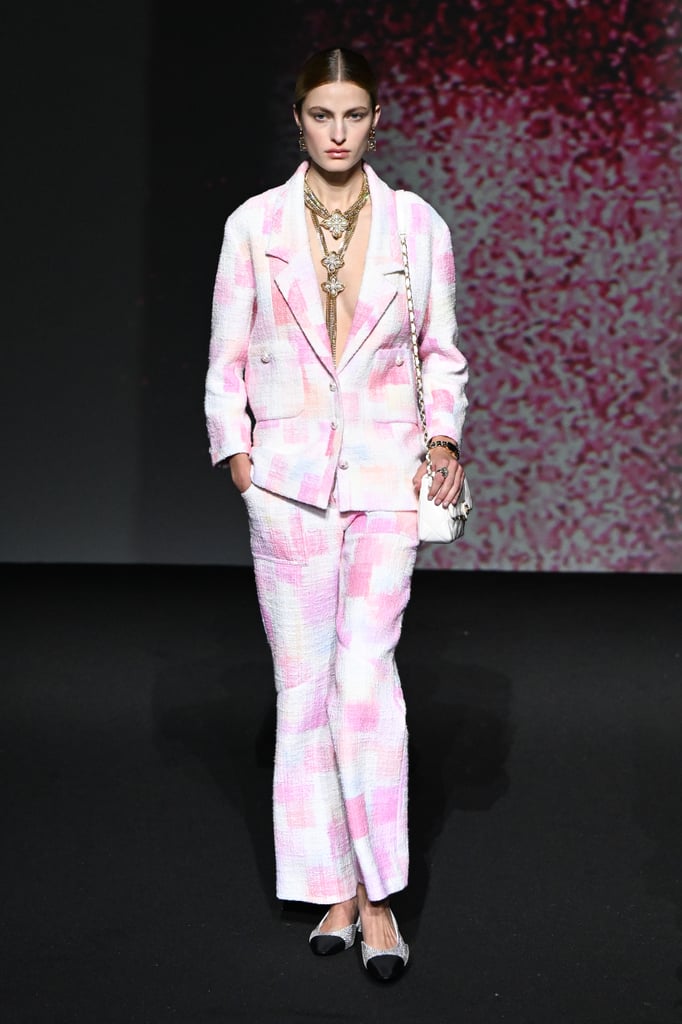 Kristen Stewart and Jennie at the Chanel Spring 2023 Show