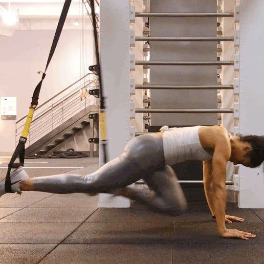 How to Do TRX Mountain Climbers