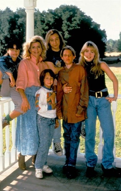 Do not ever tell your mom that the babysitter is dead. | Don't Tell Mom