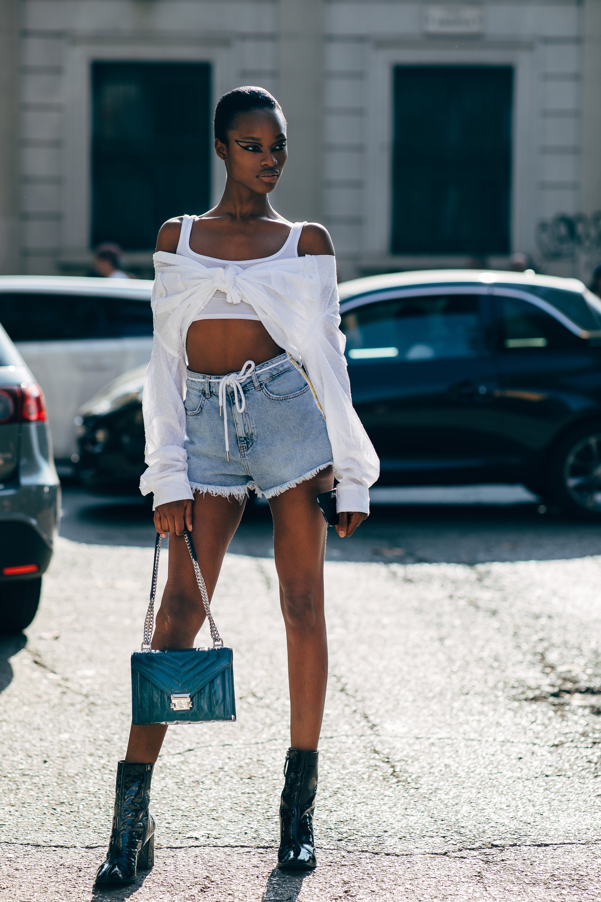 Short jeans com bota over on sale