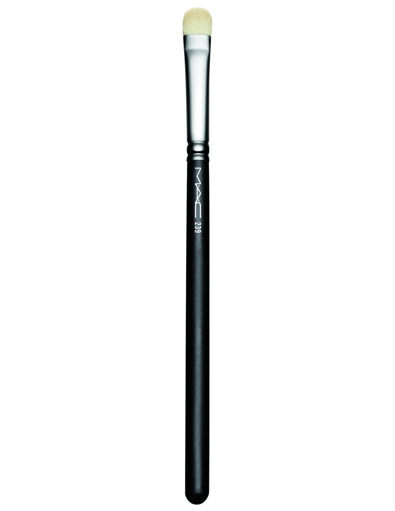 MAC Cosmetics 239 Eye Shader Brush