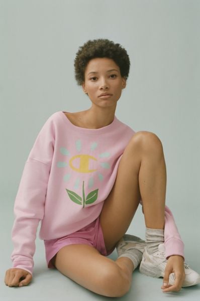 Champion X Susan Alexandra UO Exclusive Flower Crew Neck Sweatshirt