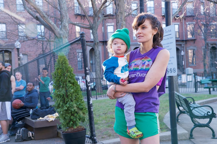 SMILF,(front, from left): Alexandra/Anna Reimer, Frankie Shaw, 'A Box of Dunkies and Two Squirts of Maple Syrup', (Season 1, ep. 101, airs Nov. 5, 2017). photo: Mark Schafer / Showtime  / Courtesy: Everett Collection