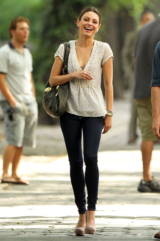 Mila Kunis Style Profile Mila Kunis Style Pictures And Profile