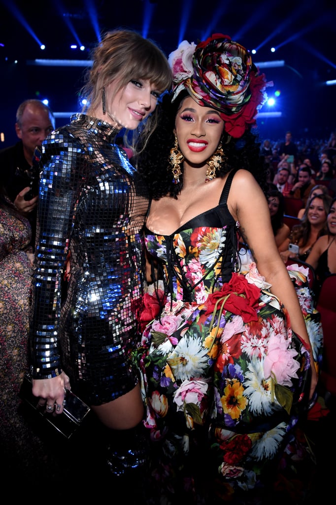 Taylor Swift at the 2018 American Music Awards