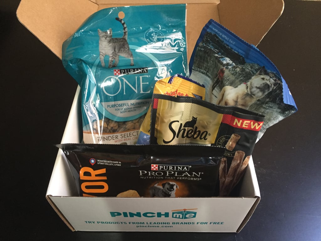 How would you like to get a bunch of pet-related samples in the mail every month, at no monetary cost to you? That's exactly what you get with PINCHme (free). By subscribing to this service, you get to choose what samples you'll get in a box delivered to your door, and it costs you nothing except a bit of time. All you have to do in return is let PINCHme know what you think of the sample products. Super easy, right?