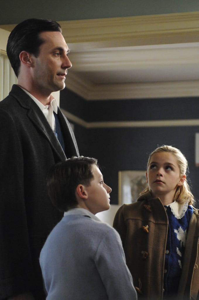 As Betty's parenting skills continue to wane, Don is forced to become more present in his kids' lives.