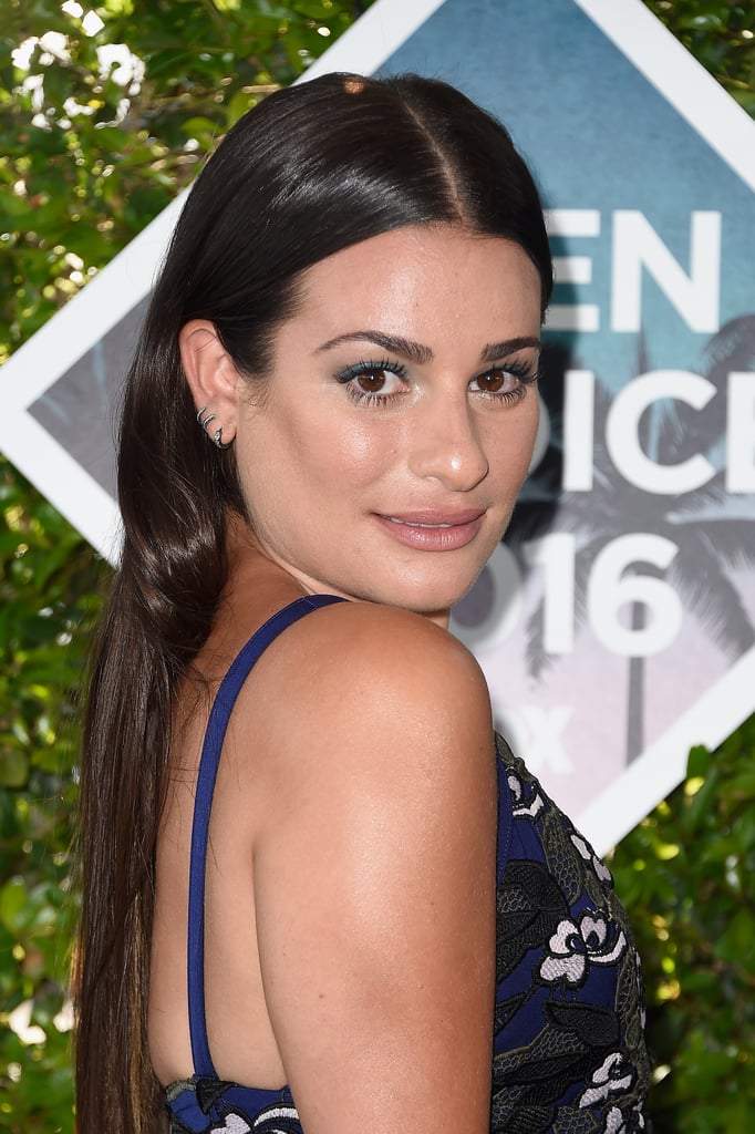 Lea Michele S Hair And Makeup At The 2016 Teen Choice Awards Popsugar Beauty